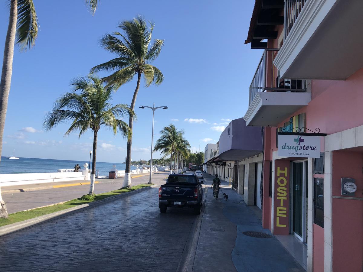Hostel Frente Al Mar Tropico 20º โกซูเมล ภายนอก รูปภาพ